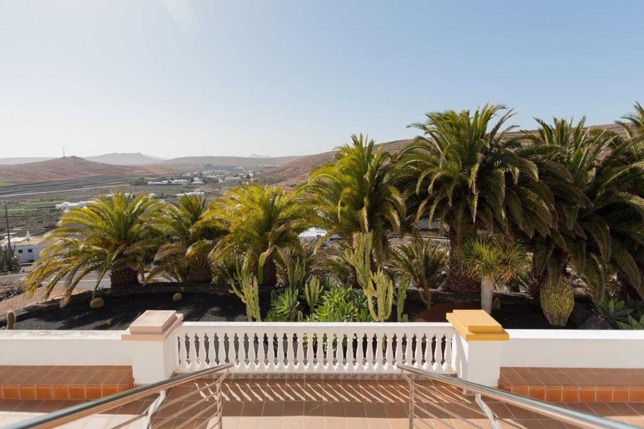 Villa Bellavista De Los Valles Teguise  Exterior photo